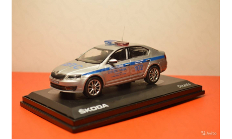 Skoda Octavia Полиция ДПС Москва, масштабная модель, Abrex, 1:43, 1/43