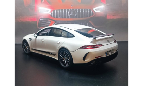 Mercedes-Benz AMG GT63 4matic 2021, масштабная модель, Norev, scale18