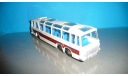 Dinky Meccano England #952 - Bedford Vega Major Luxury Coach, масштабная модель, Dinky Toys, scale43