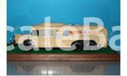 IXO (1/43 metal) - 1938 Mercedes-Benz Typ 10 000 ’ROTES KREUZ’