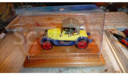 Dinky Toys - Morris Oxford (Bull Nose)