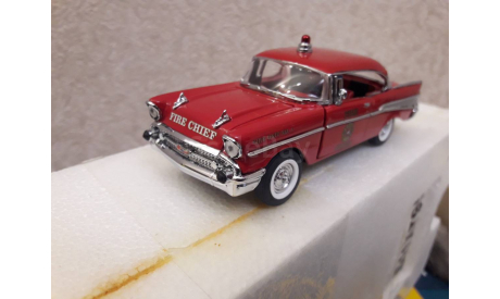 1957 Chevrolet Bel Air Sport Coupe- Fire Chief, масштабная модель, Franklin Mint, scale43