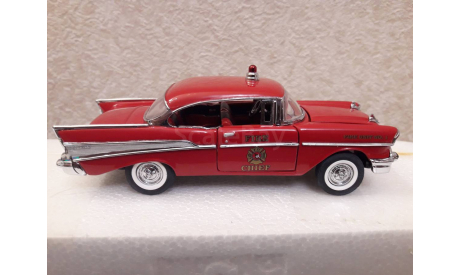 1957 Chevrolet Bel Air Sport Coupe- Fire Chief, масштабная модель, Franklin Mint, scale43