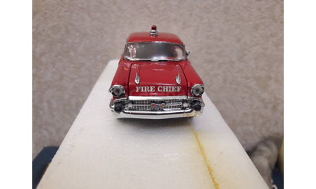 1957 Chevrolet Bel Air Sport Coupe- Fire Chief, масштабная модель, Franklin Mint, scale43