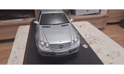 Maisto 1/18 Mercedes Benz Sl55 AMG V8 2001-2002