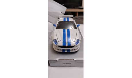 Maserati Coupe gt 4200 (2001), масштабная модель, Maisto-Swarovski, scale24
