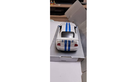 Maserati Coupe gt 4200 (2001), масштабная модель, Maisto-Swarovski, scale24
