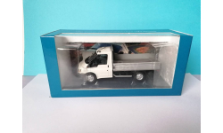 Ford Transit 1:43