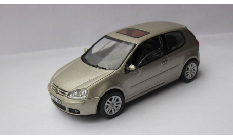 Volkswagen Golf 5 V 1:43 Schuco, масштабная модель, scale43