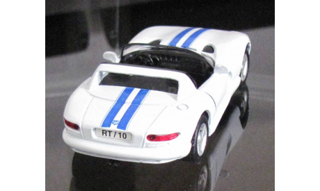 Maisto 1:39 Dodge viper RT/10, масштабная модель