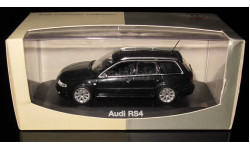 AUDI RS4 Avant B5 black 1:43 Minichamps