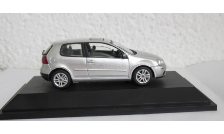 Vw Volkswagen Golf V 3 двери 1/43 Schuco, масштабная модель, scale43