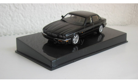 Jaguar XJ8 XJR X300 1997 1:43 Autoart, масштабная модель, scale43