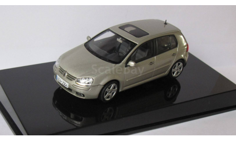 VW  Volkswagen  Golf V 5 дверей  1:43 AutoArt, масштабная модель, 1/43