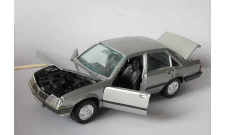 Opel Rekord  Limousine 1982-1986 4-Türig 1:43 Gama, масштабная модель, 1/43