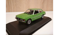 BMW 323i Minichamps 1/43