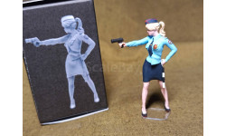 Фигурка Девушки-инспектора ГАИ с жезлом и радаром(М-1/43).