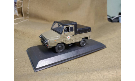 ЛуАЗ-2403 армейский (ВДВ) (конверсия) (М-1/43)., масштабная модель, Конверсии мастеров-одиночек, scale43