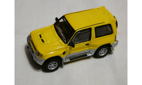 MITSUBISHI  PAJERO, масштабная модель, Bauer/Cararama/Hongwell, scale72