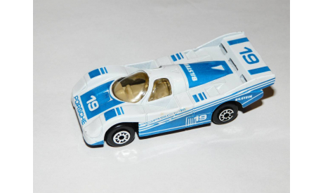 PORSCHE  956, масштабная модель, MAISTO, scale64