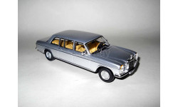 Mercedes-Benz 240D V115 1/43 Ixo