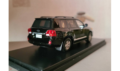 Toyota Land Cruiser 200 Restaling 2012 Black, масштабная модель, Hi-Story, scale43