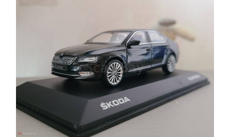 Skoda Superb Black, масштабная модель, Škoda, I-Scale, 1:43, 1/43