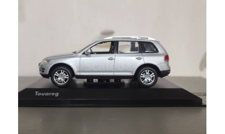 VW Touareg Restaling, масштабная модель, Minichamps, scale43, Volkswagen