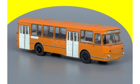 ЛиАЗ-677М ClassicBus 1:43 ЛИАЗ-677 Охра, масштабная модель, 1/43