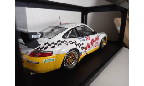 Porsche 911 GT3 R 1:18 Autoart, масштабная модель, scale18