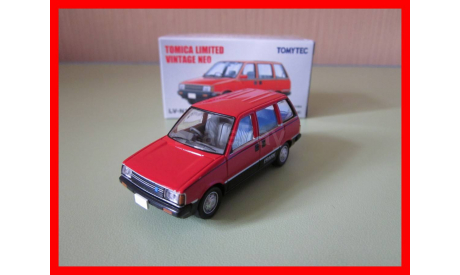 Nissan Prairie масштабная модель Tomica Limited 1/64, масштабная модель, 1:64, Tomica Limited Vintage