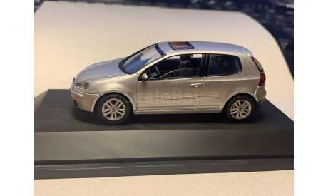 Schuco Volkswagen Golf V 5 Silver 3 Door 1/43, масштабная модель, 1:43