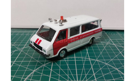 РАФ 2203 скорая помощь, масштабная модель, Агат/Моссар/Тантал, scale43