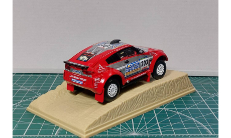 Mitsubishi Pajero Evolution DakaR 2004, масштабная модель, Norev, scale43