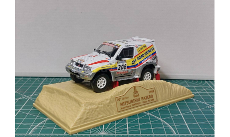 Mitsubishi Pajero Evolution DakaR 1998, масштабная модель, Norev, scale43