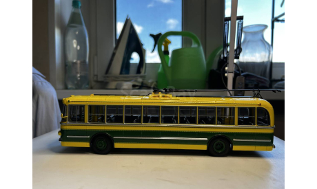 Модель троллейбуса тбу-1 (Ultra models), масштабная модель, scale43