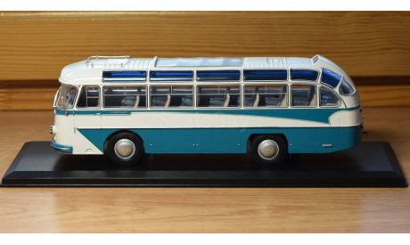 ЛАЗ 697 Турист Первый выпуск., масштабная модель, Classicbus, scale43