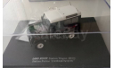 1:43 ​Land Rover Defender 90SW Italian Carabinieri ref 1243 (б/у), масштабная модель, Universal Hobbies, scale43