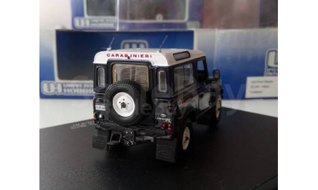 1:43 ​Land Rover Defender 90SW Italian Carabinieri ref 1243 (б/у), масштабная модель, Universal Hobbies, scale43