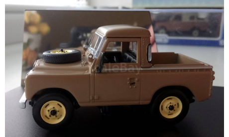 1:43 ​Land Rover 88 Pickup Sand Universal Hobbies ref 1546, масштабная модель, 1/43