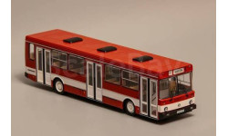 ЛИАЗ 5256.00 бело-красный 1:43 Classicbus