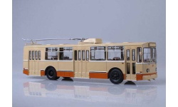 ЗИУ-9/ЗИУ-682 Троллейбус 1:43 SSM