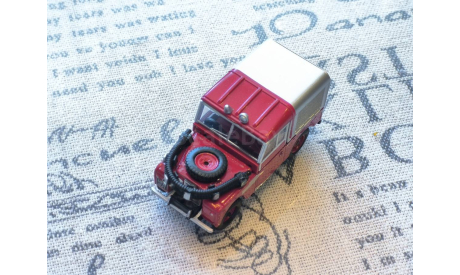 Land Rover 88 I Series Fire Appliance (1955) - Oxford - 1:72, масштабная модель, scale72