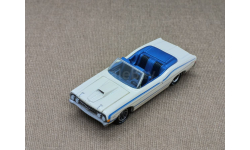 Ford Torino GT Convertible (1968) - Johnny Lightning - 1:64