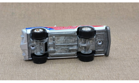 Buick Century T-top Indy 500 Pace Car (1975) - Johnny Lightning - 1:64, масштабная модель, scale64