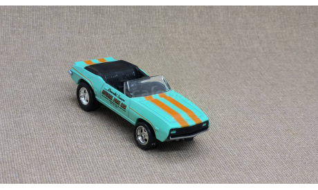 Chevrolet Camaro Convertible Indy 500 Pace Car (1969) - Johnny Lightning - 1:64, масштабная модель, scale64