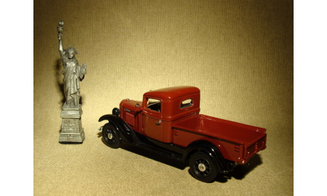 International Harvester D-1 Pickup (1934) - Matchbox - 1:43, масштабная модель, 1/43