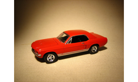 Ford Mustang (1967) - Greenlight - 1:64, масштабная модель, 1/64