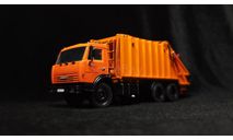 Мусоровоз КО-427 КамАЗ-53215 (53229), масштабная модель, AVD Models, scale43