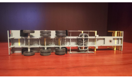 МАЗ-5440 с полуприцепом-сортиментовозом, масштабная модель, Start Scale Models (SSM), scale43